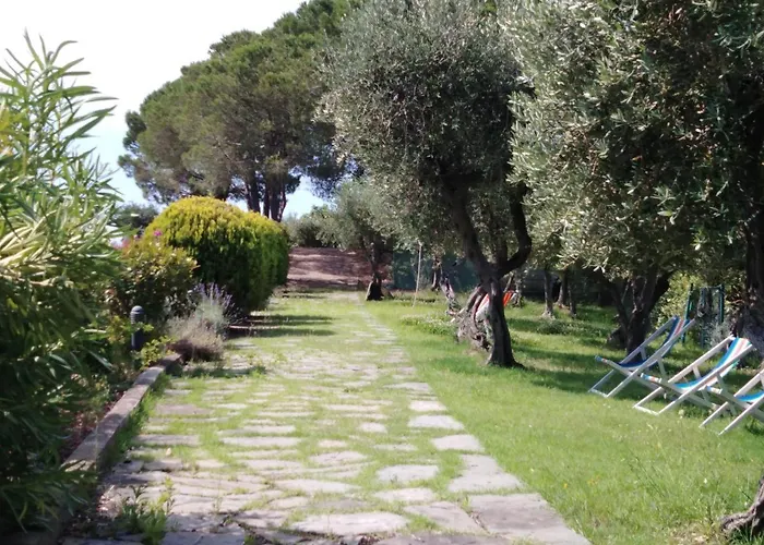 La Cinque Terre Monterosso Guest house 4*